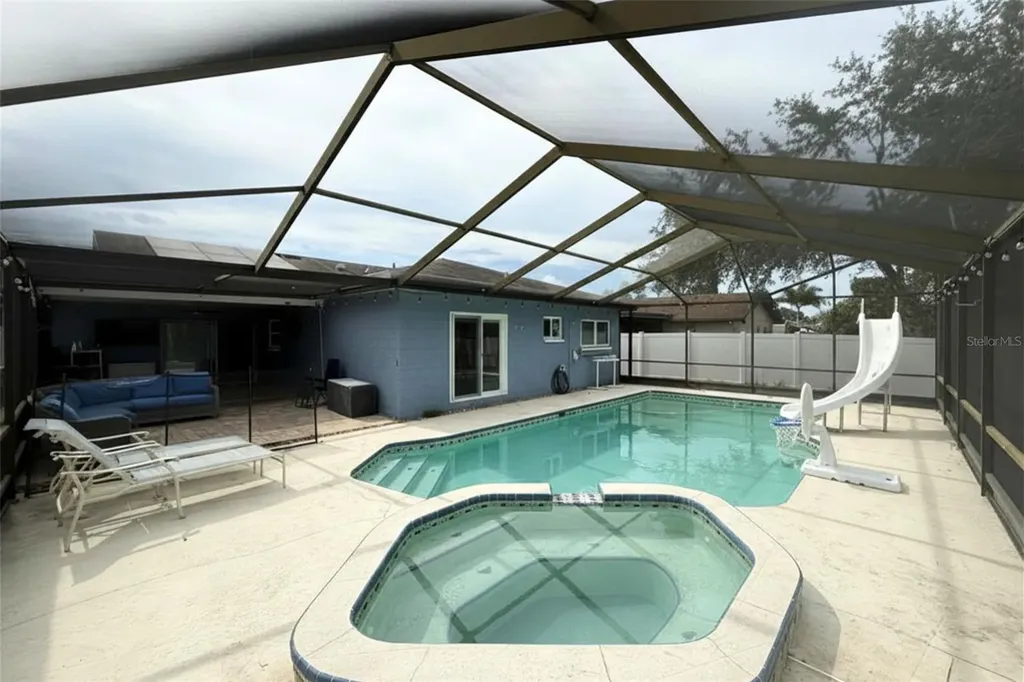 12041 70th Street Largo FL 33773