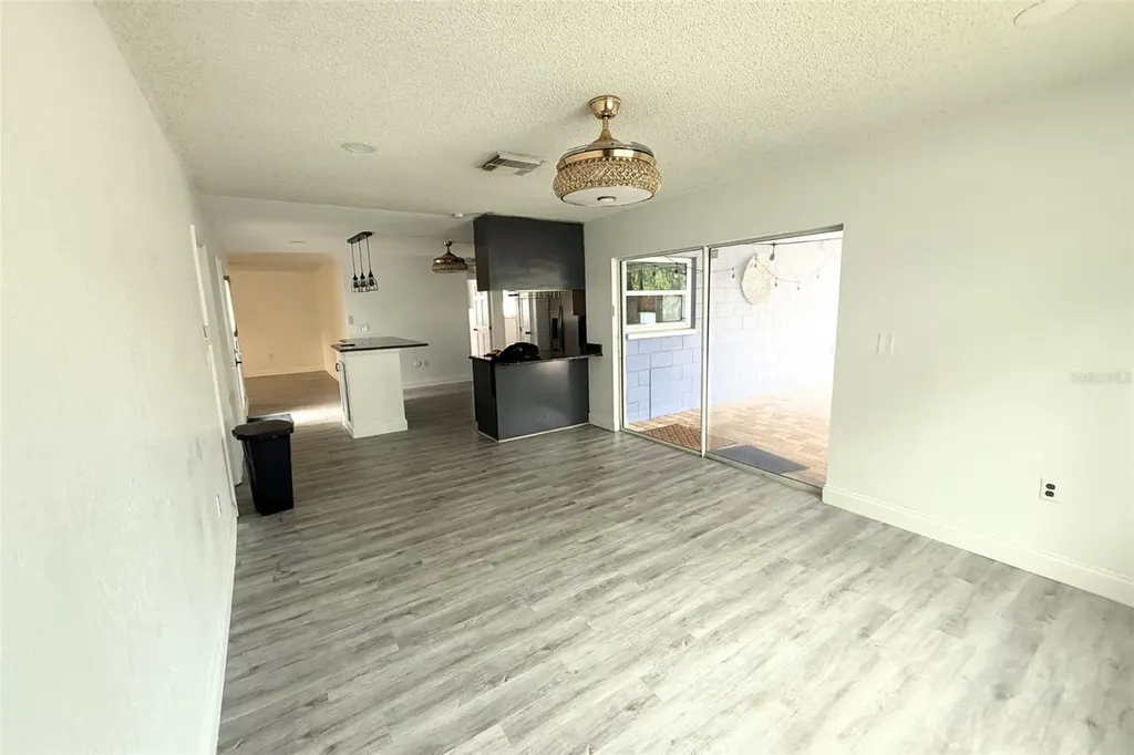 12041 70th Street Largo FL 33773