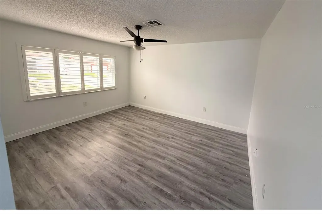 12041 70th Street Largo FL 33773