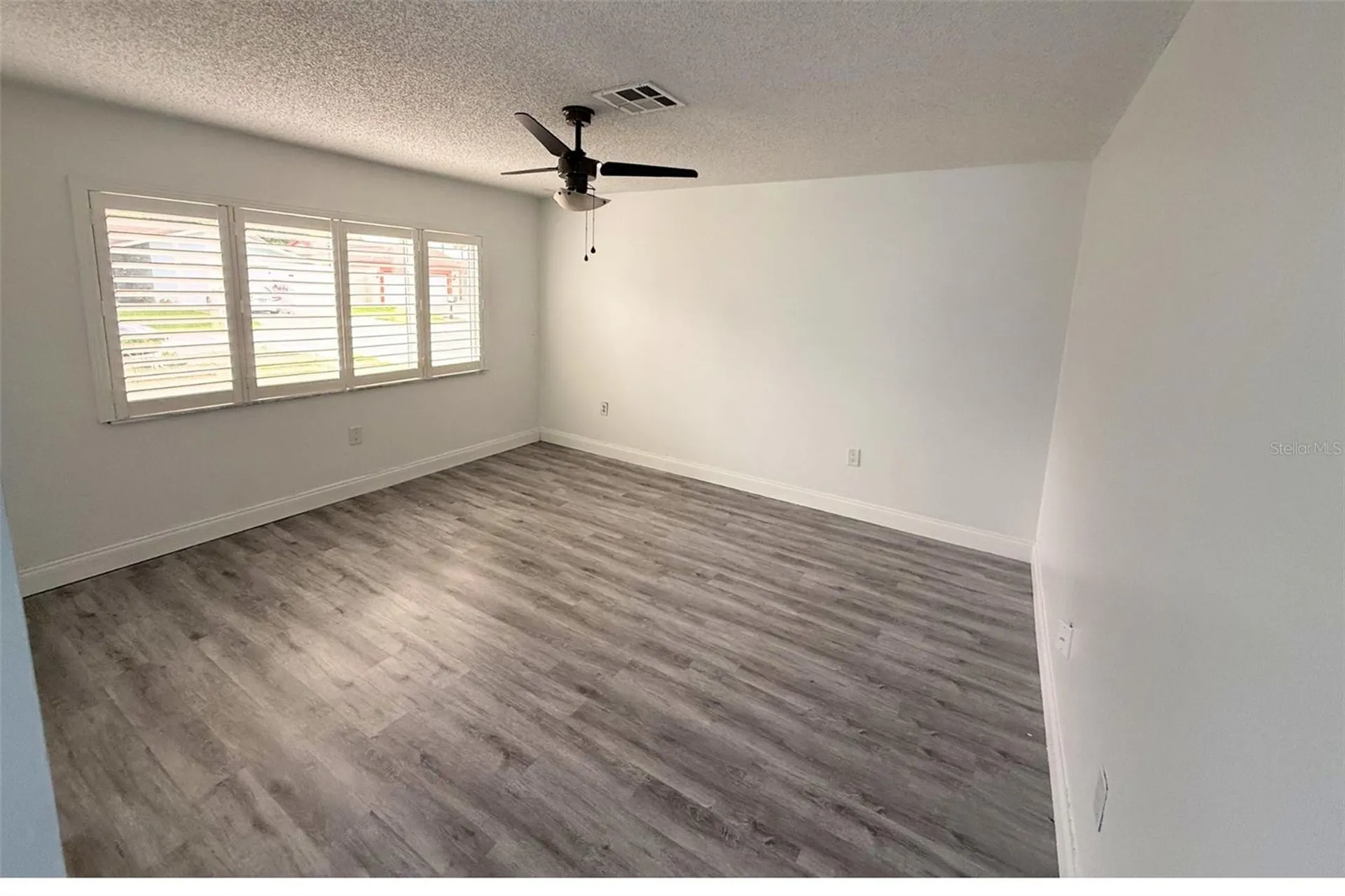 12041 70th Street Largo FL 33773