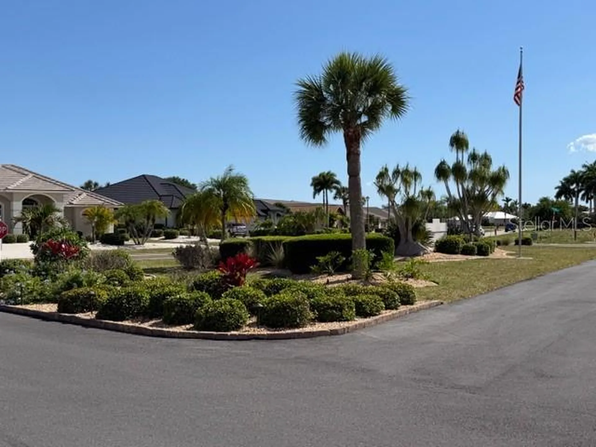12538 SW Kingsway Circle Lake Suzy FL 34269