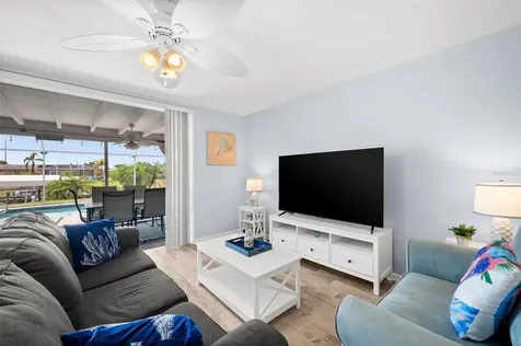 3014 SE 17th Avenue Cape Coral FL 33904