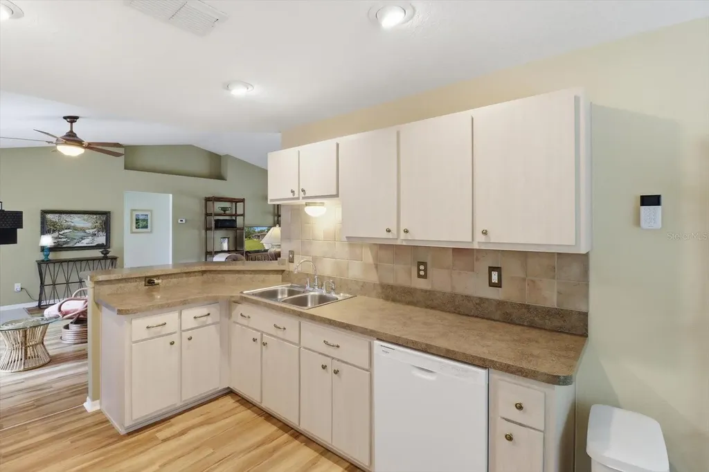 431 W Mac Place Citrus Springs FL 34434
