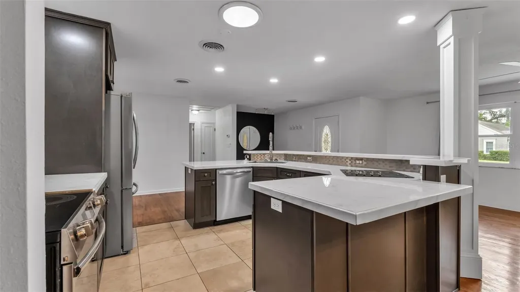 208 Prado Place Lakeland FL 33803