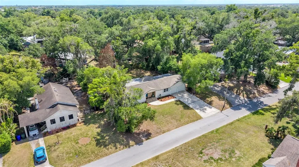 208 Prado Place Lakeland FL 33803