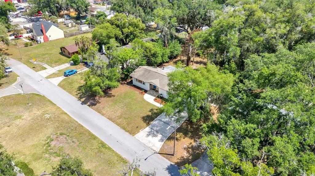 208 Prado Place Lakeland FL 33803