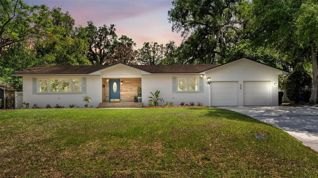 208 Prado Place Lakeland FL 33803