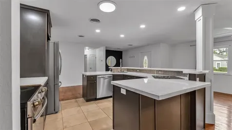 208 Prado Place Lakeland FL 33803