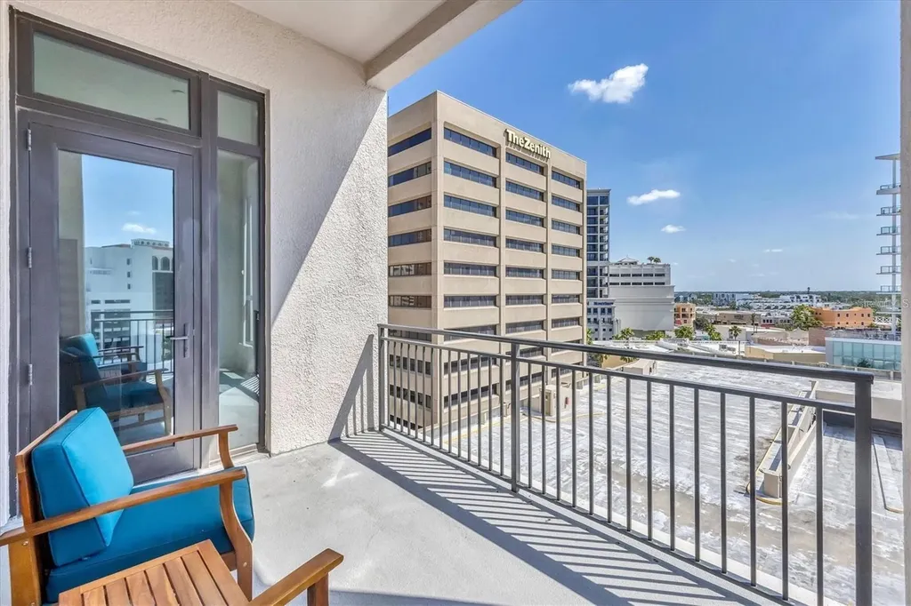33 S Palm Avenue Sarasota FL 34236