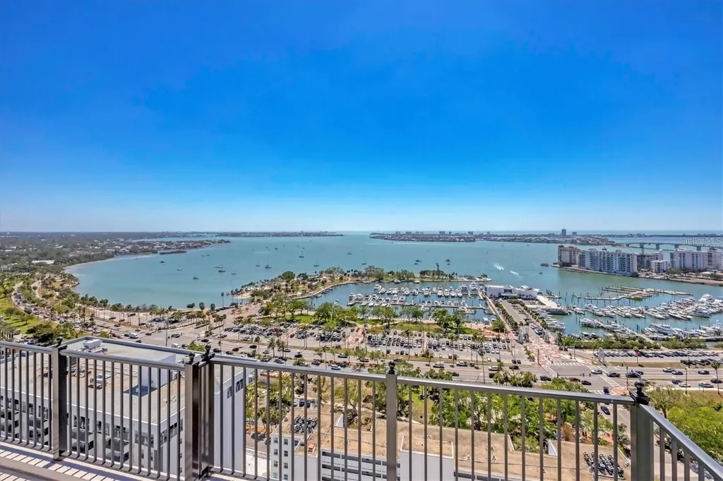 33 S Palm Avenue Sarasota FL 34236