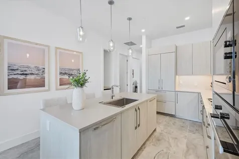33 S Palm Avenue Sarasota FL 34236