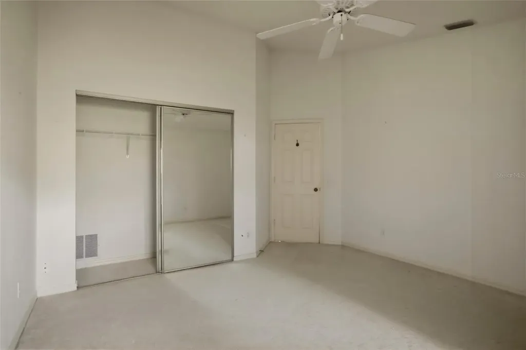 5576 Country Club Way Sarasota FL 34243