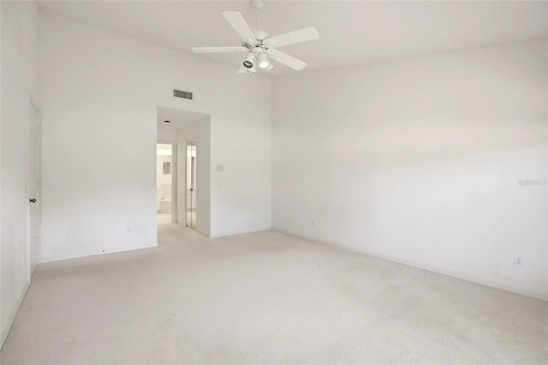 5576 Country Club Way Sarasota FL 34243