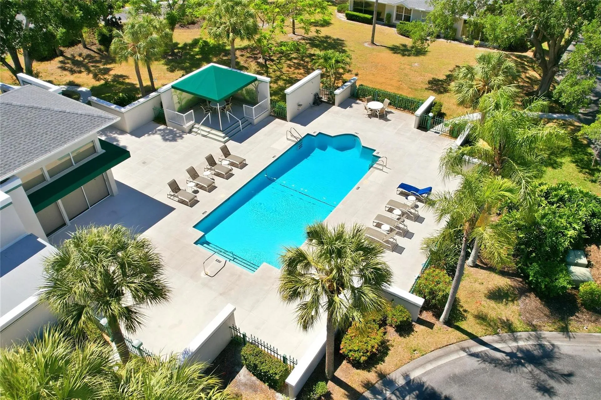5576 Country Club Way Sarasota FL 34243