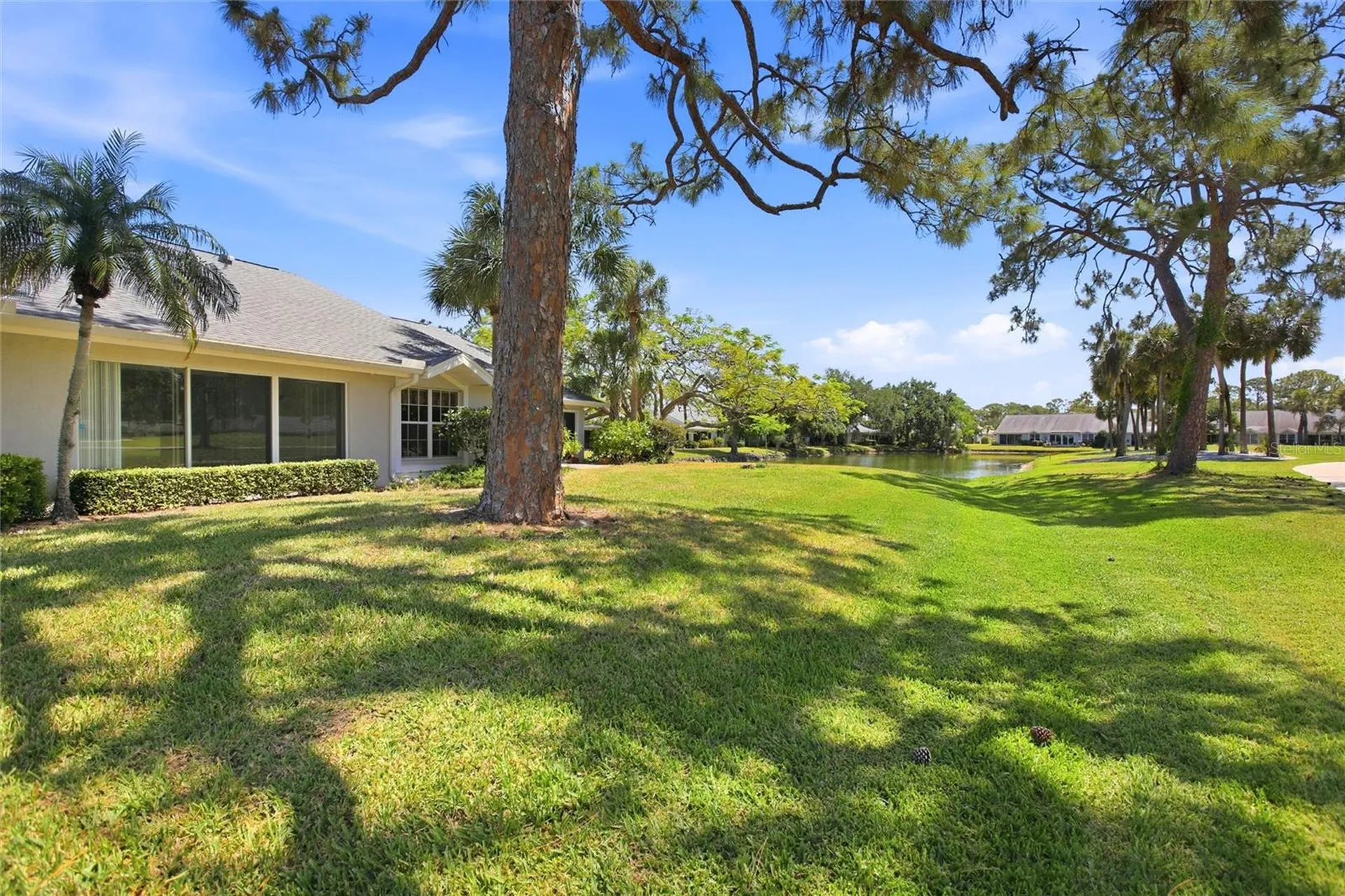 5576 Country Club Way Sarasota FL 34243