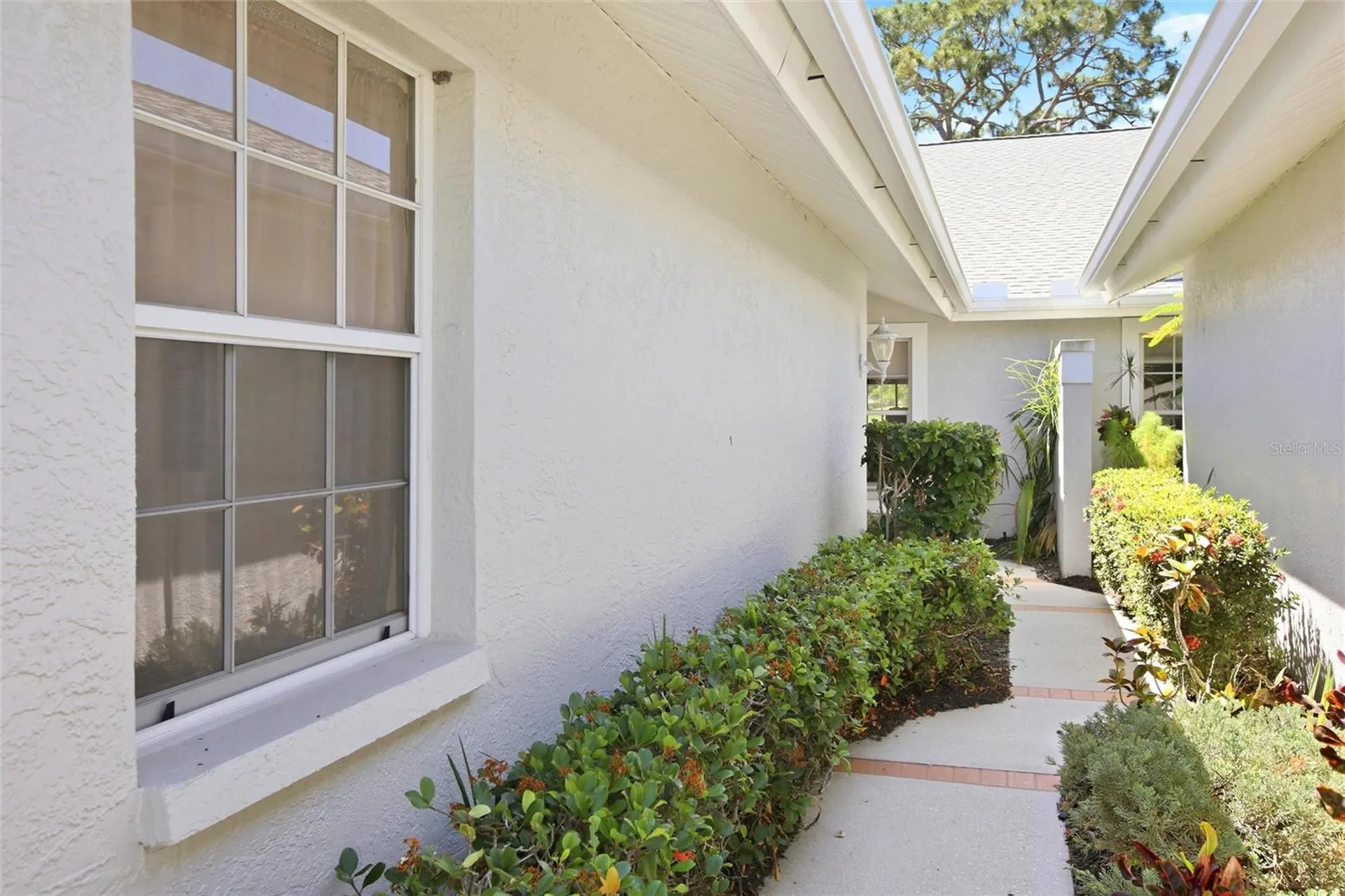 5576 Country Club Way Sarasota FL 34243