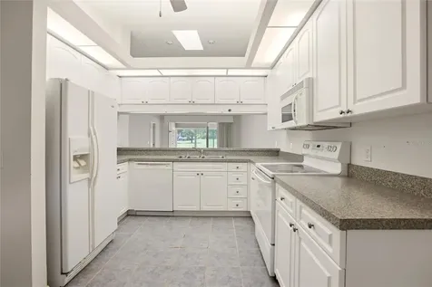 5576 Country Club Way Sarasota FL 34243