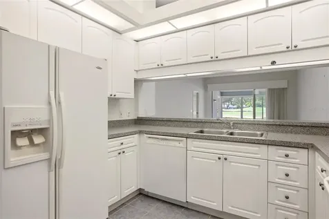 5576 Country Club Way Sarasota FL 34243