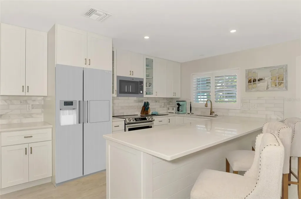 5628 Cape Leyte Drive Sarasota FL 34242