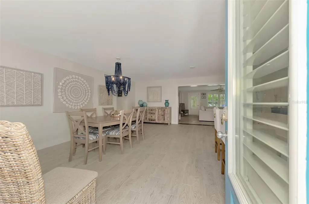 5628 Cape Leyte Drive Sarasota FL 34242