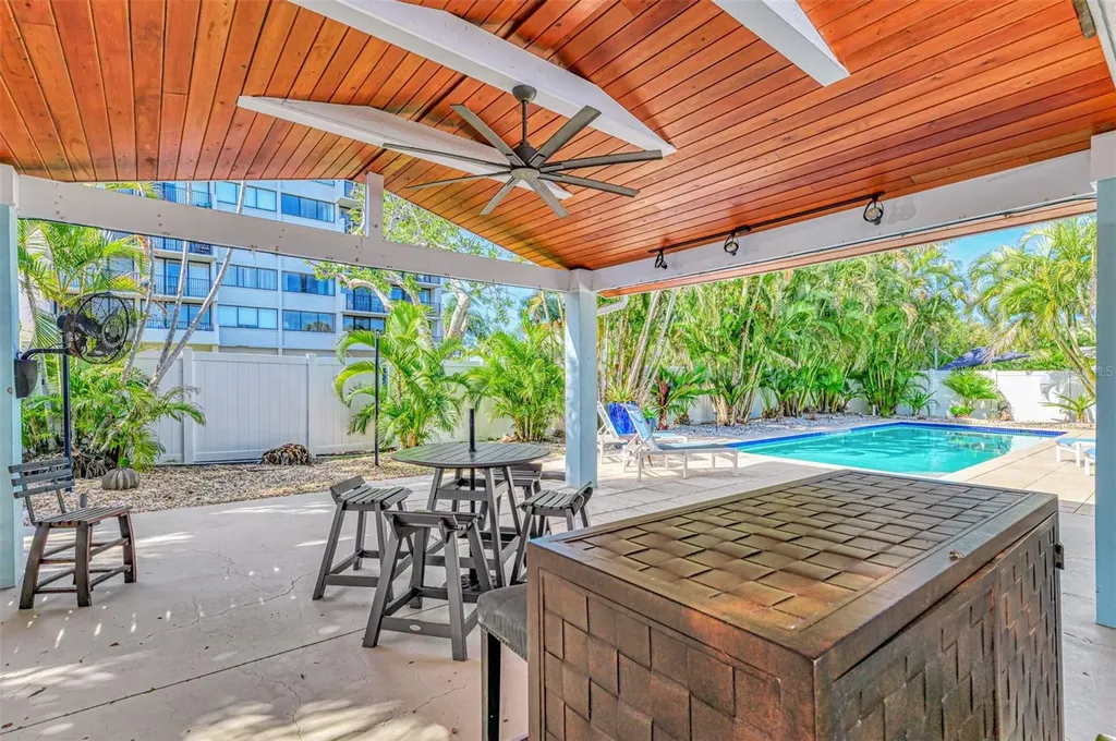5628 Cape Leyte Drive Sarasota FL 34242