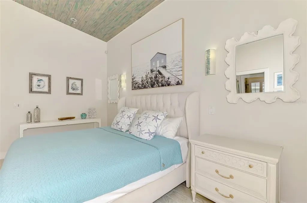 5628 Cape Leyte Drive Sarasota FL 34242