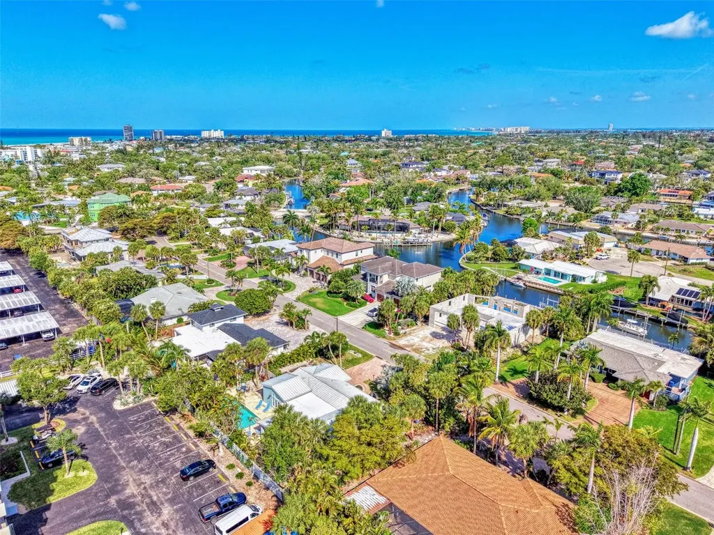 5628 Cape Leyte Drive Sarasota FL 34242