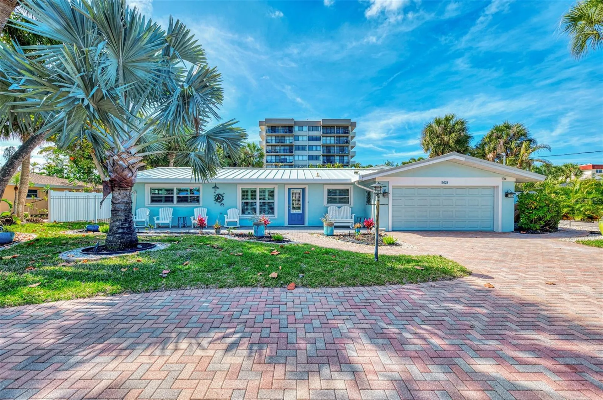 5628 Cape Leyte Drive Sarasota FL 34242