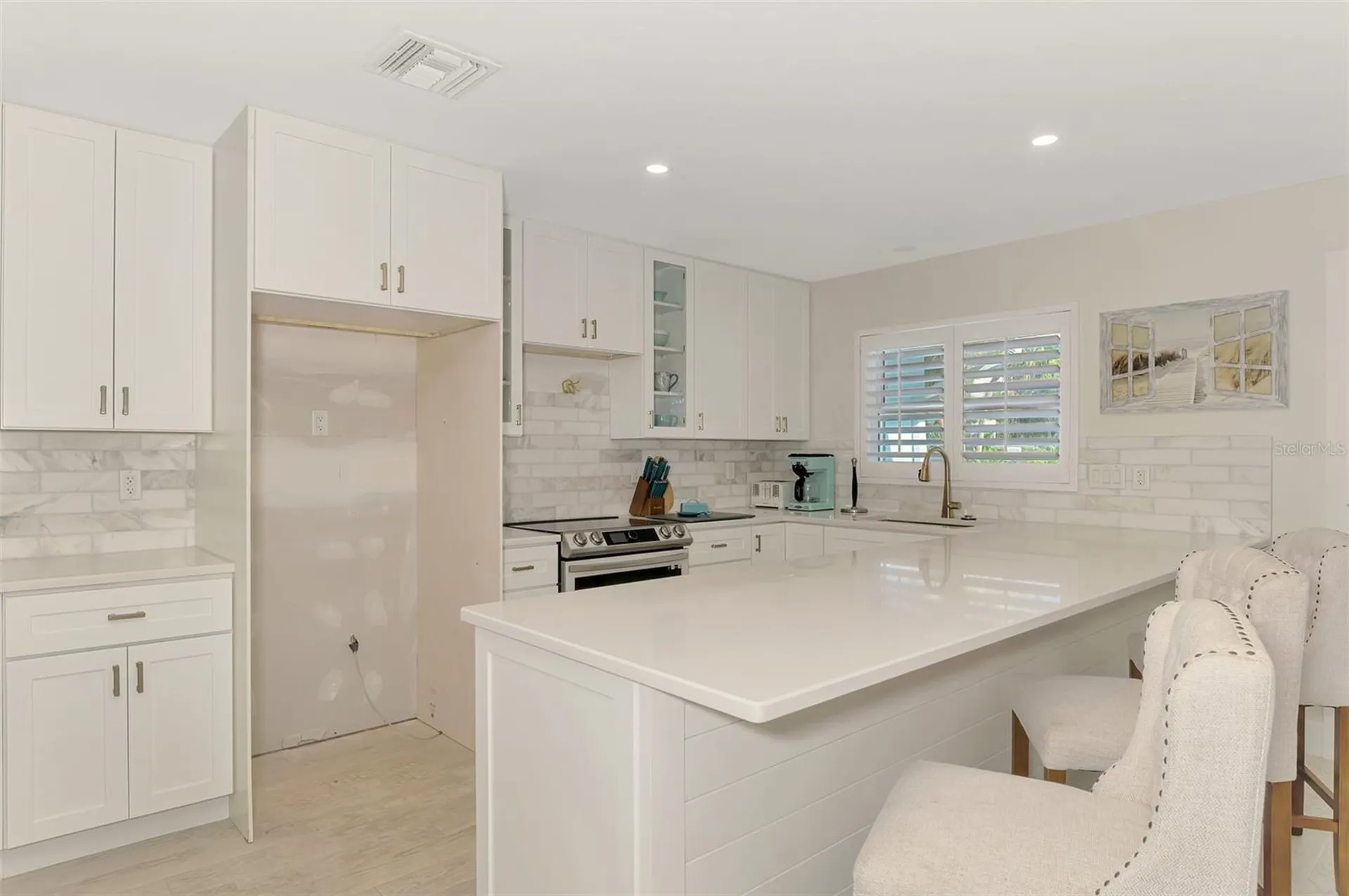 5628 Cape Leyte Drive Sarasota FL 34242
