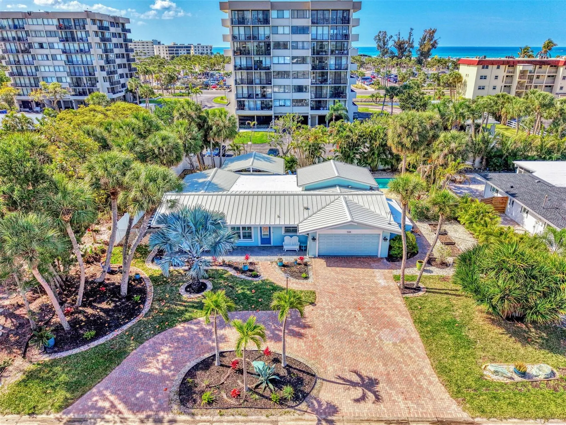 5628 Cape Leyte Drive Sarasota FL 34242