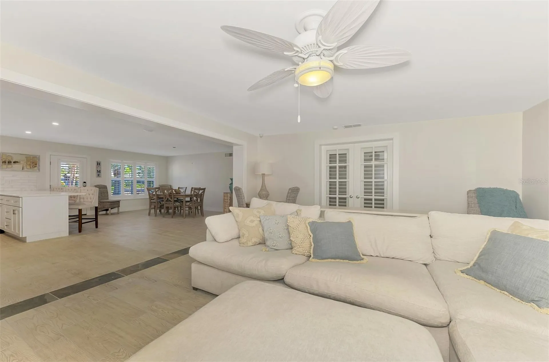 5628 Cape Leyte Drive Sarasota FL 34242