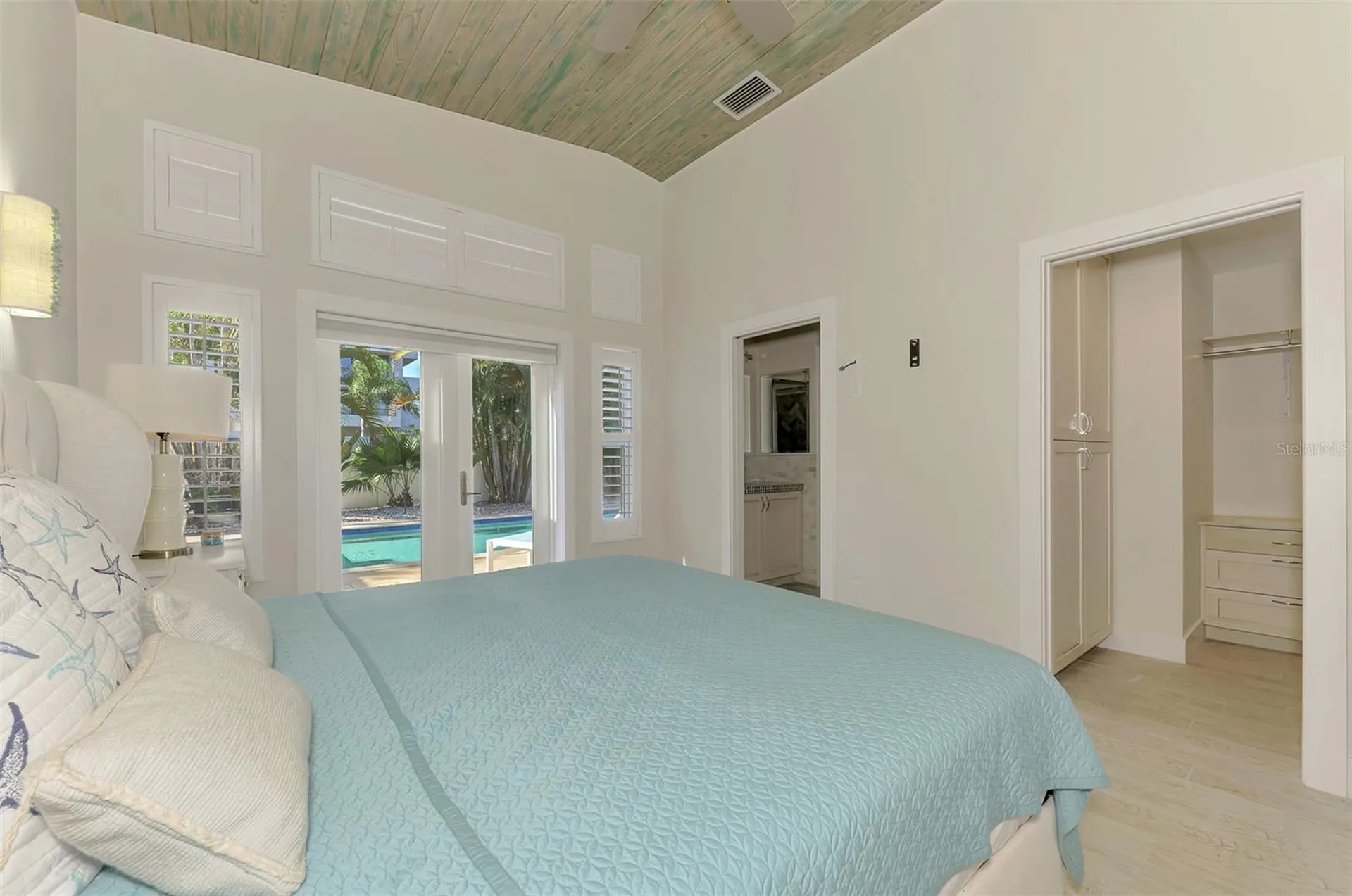 5628 Cape Leyte Drive Sarasota FL 34242