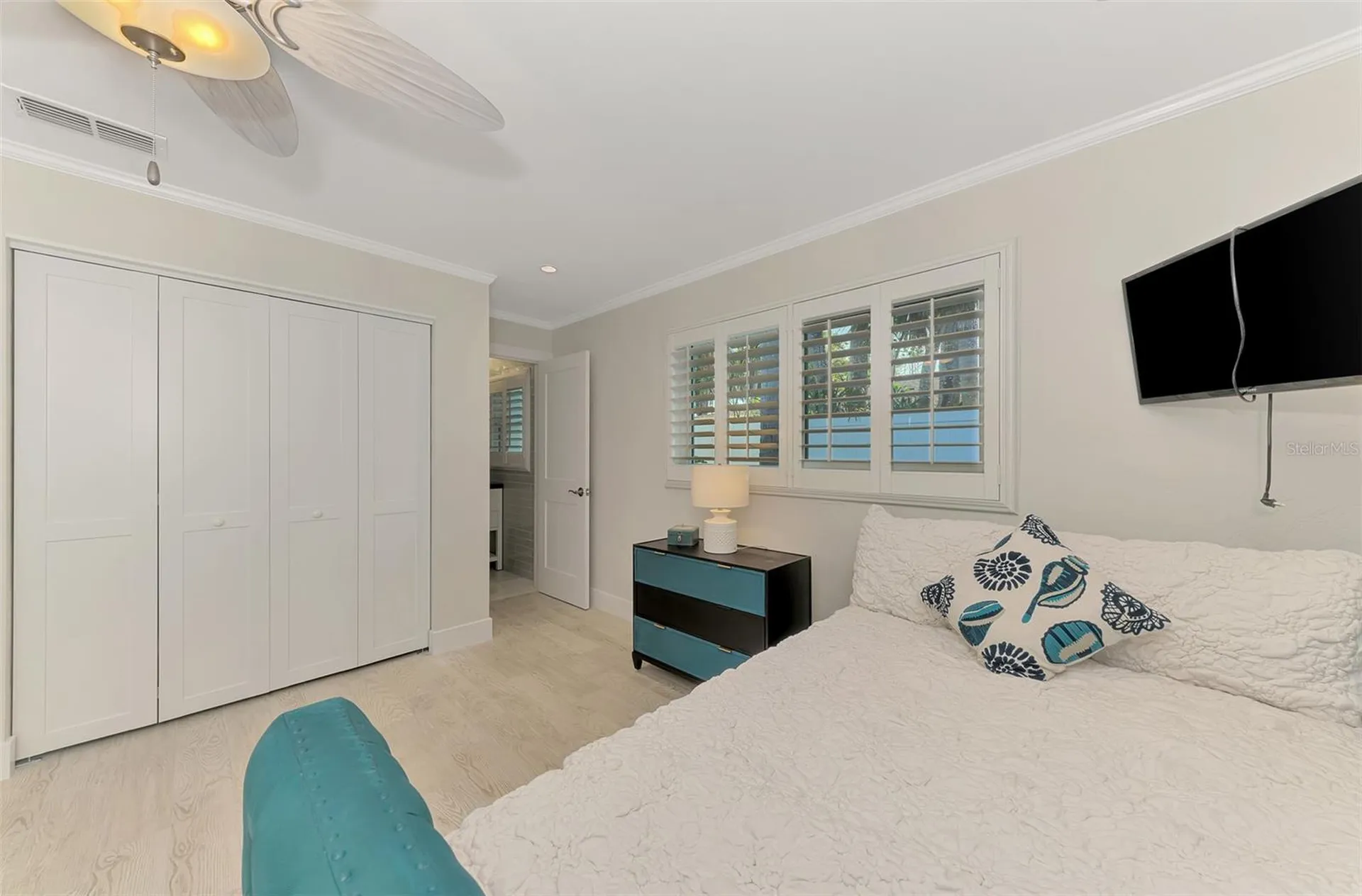 5628 Cape Leyte Drive Sarasota FL 34242