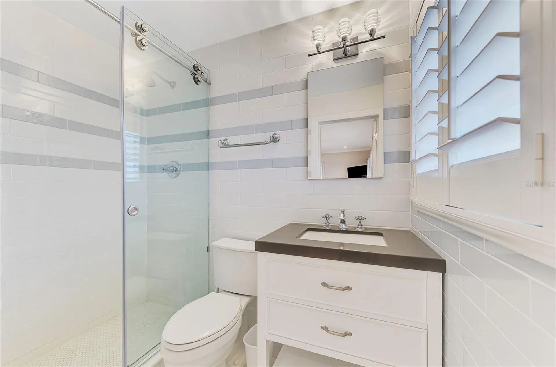 5628 Cape Leyte Drive Sarasota FL 34242