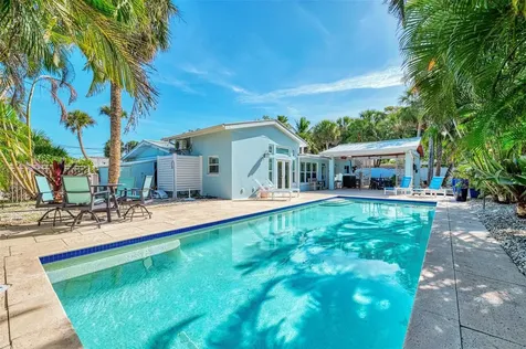 5628 Cape Leyte Drive Sarasota FL 34242