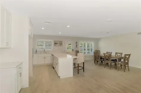 5628 Cape Leyte Drive Sarasota FL 34242