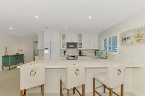5628 Cape Leyte Drive Sarasota FL 34242