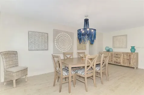 5628 Cape Leyte Drive Sarasota FL 34242