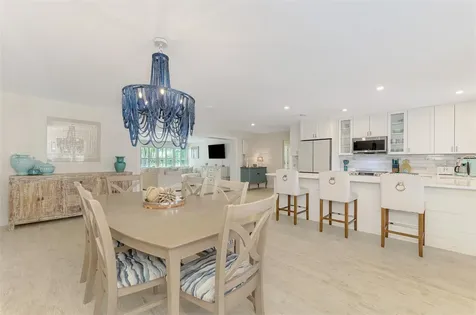 5628 Cape Leyte Drive Sarasota FL 34242