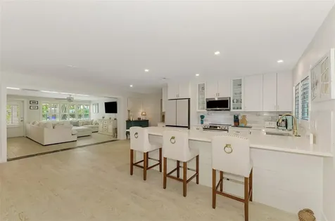 5628 Cape Leyte Drive Sarasota FL 34242