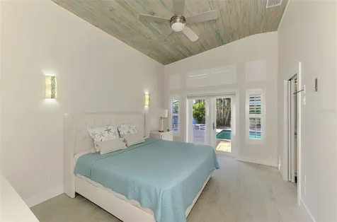 5628 Cape Leyte Drive Sarasota FL 34242