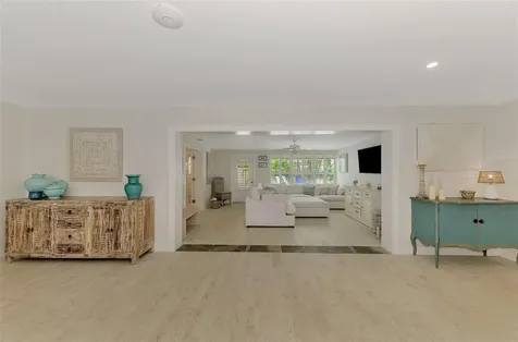5628 Cape Leyte Drive Sarasota FL 34242