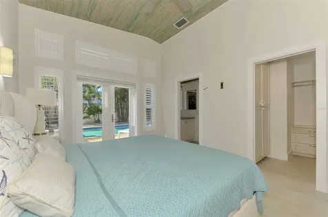 5628 Cape Leyte Drive Sarasota FL 34242