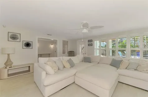 5628 Cape Leyte Drive Sarasota FL 34242