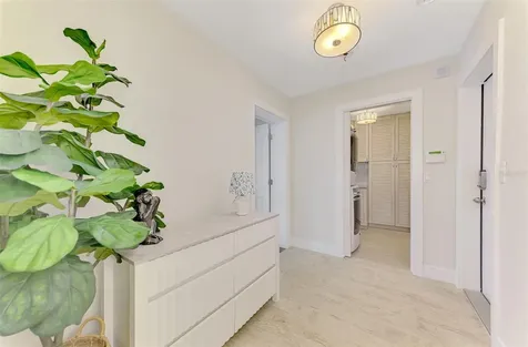 5628 Cape Leyte Drive Sarasota FL 34242