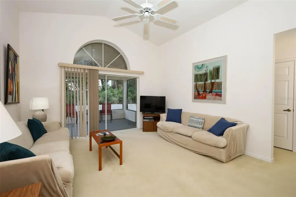 1029 E Pebble Beach Circle Winter Springs FL 32708