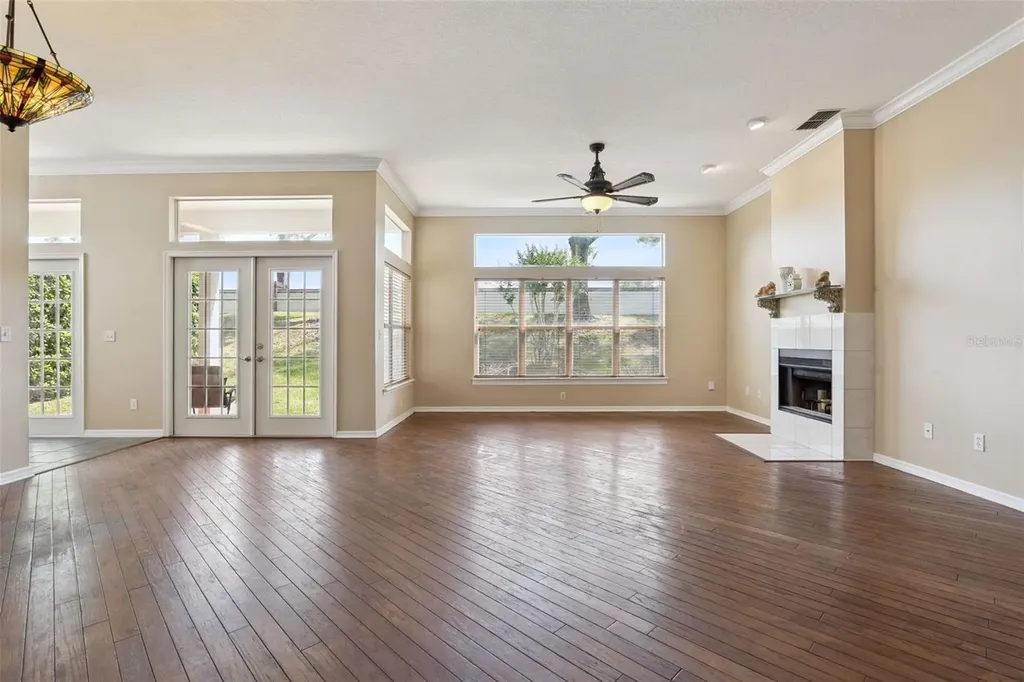 204 Wimbledon Circle Lake Mary FL 32746