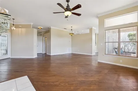 204 Wimbledon Circle Lake Mary FL 32746