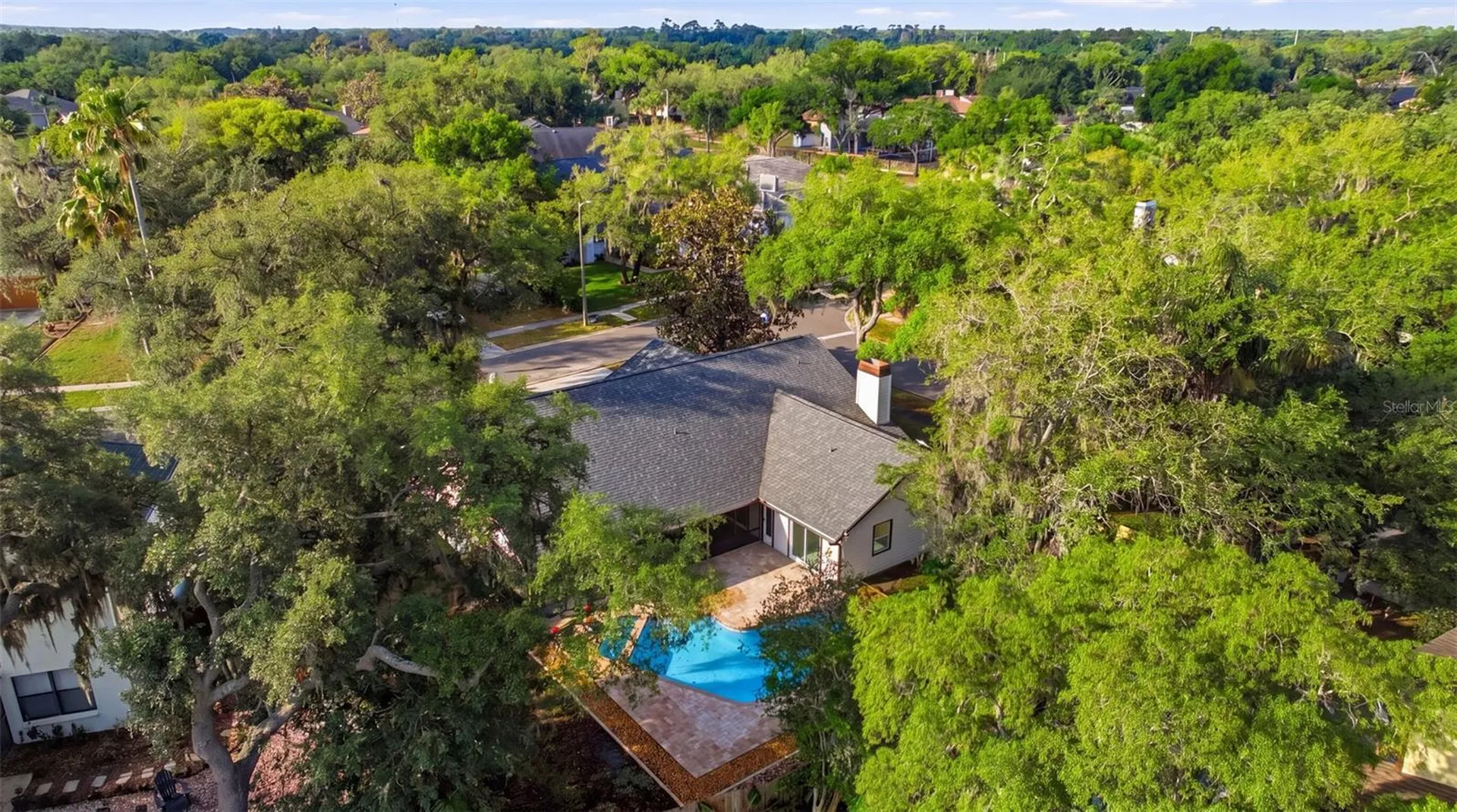 1204 Moondale Court Valrico FL 33596