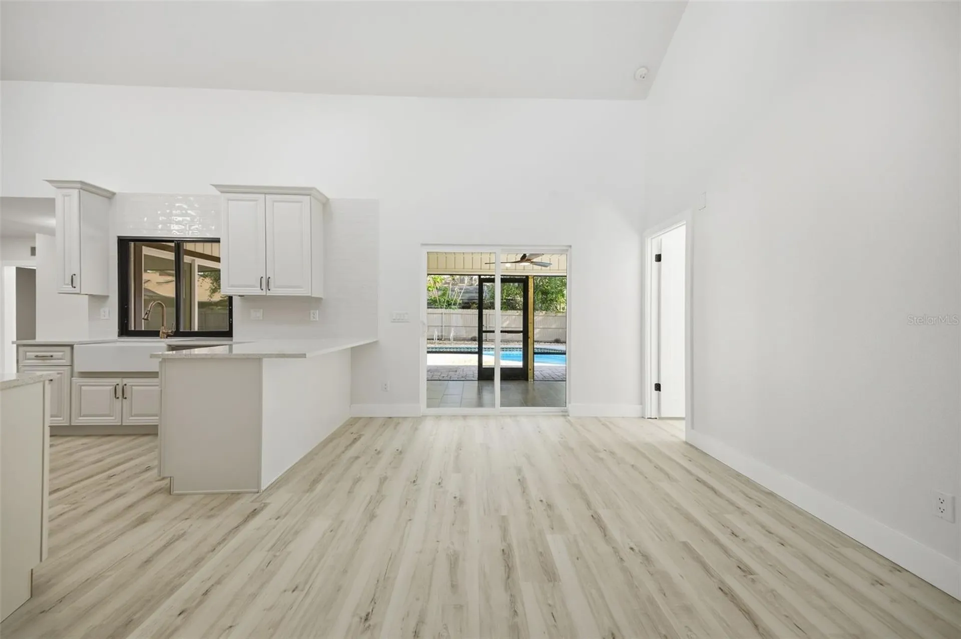 1204 Moondale Court Valrico FL 33596